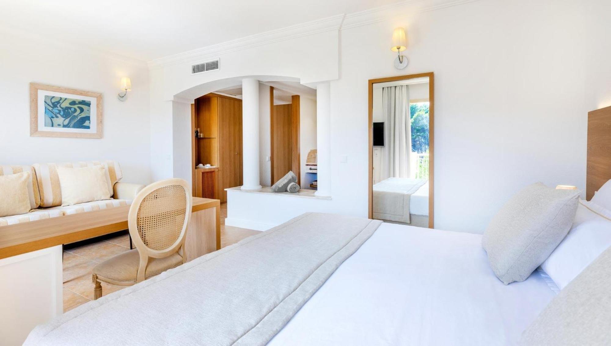 Viva Cala Mesquida Suites & Spa Adults Only 16 Екстер'єр фото